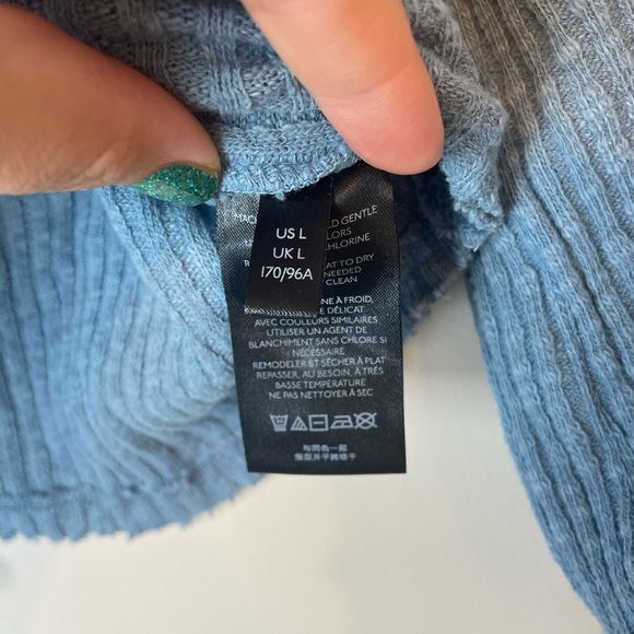 Urban Outfitters Womens Top Size L Blue Stretch Knit Deep V Neck Lena Twist Crop - Picture 4 of 9